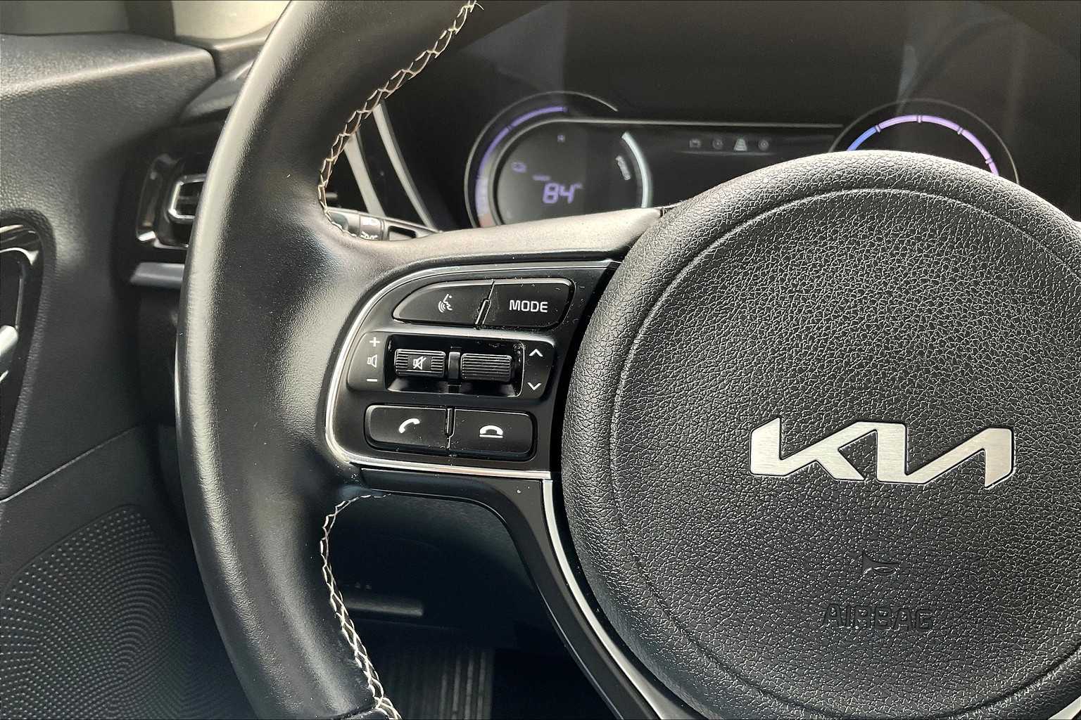 2022 Kia Niro EV EX - Photo 22