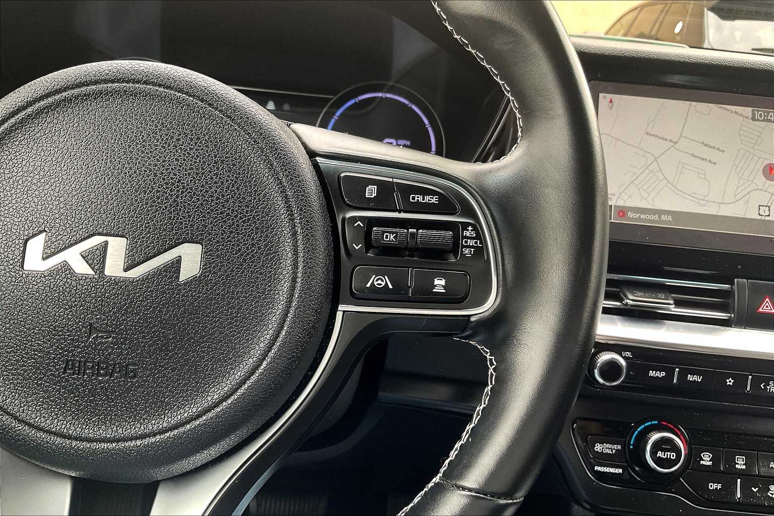 2022 Kia Niro EV EX - Photo 23