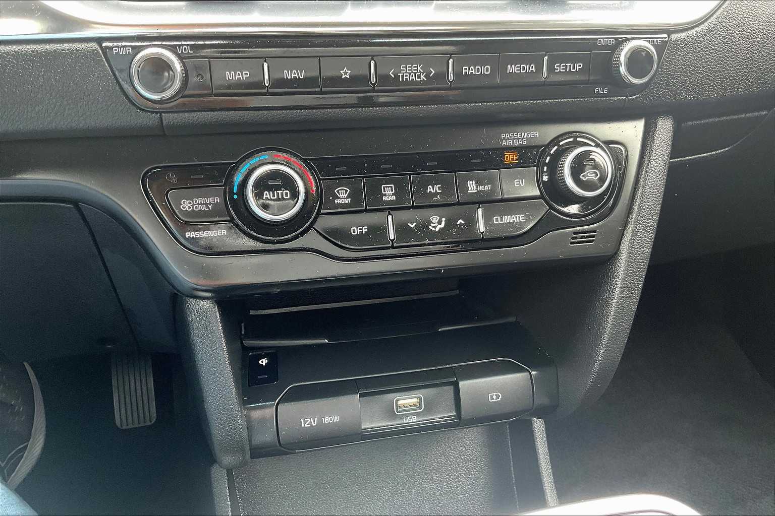 2022 Kia Niro EV EX - Photo 25