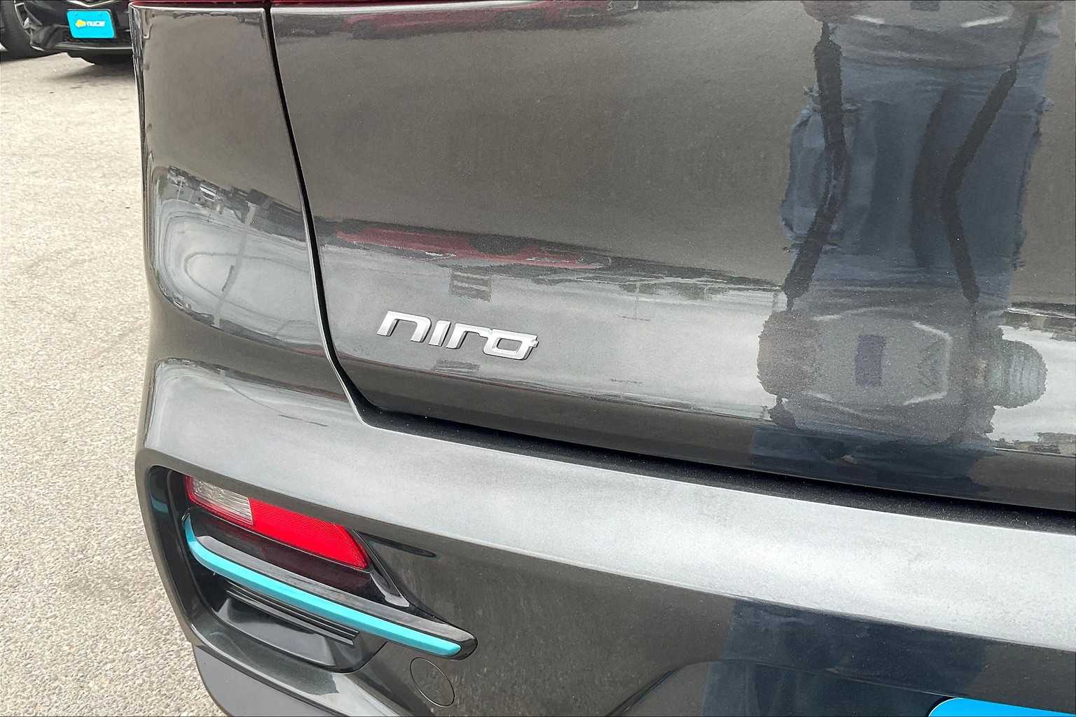 2022 Kia Niro EV EX - Photo 28