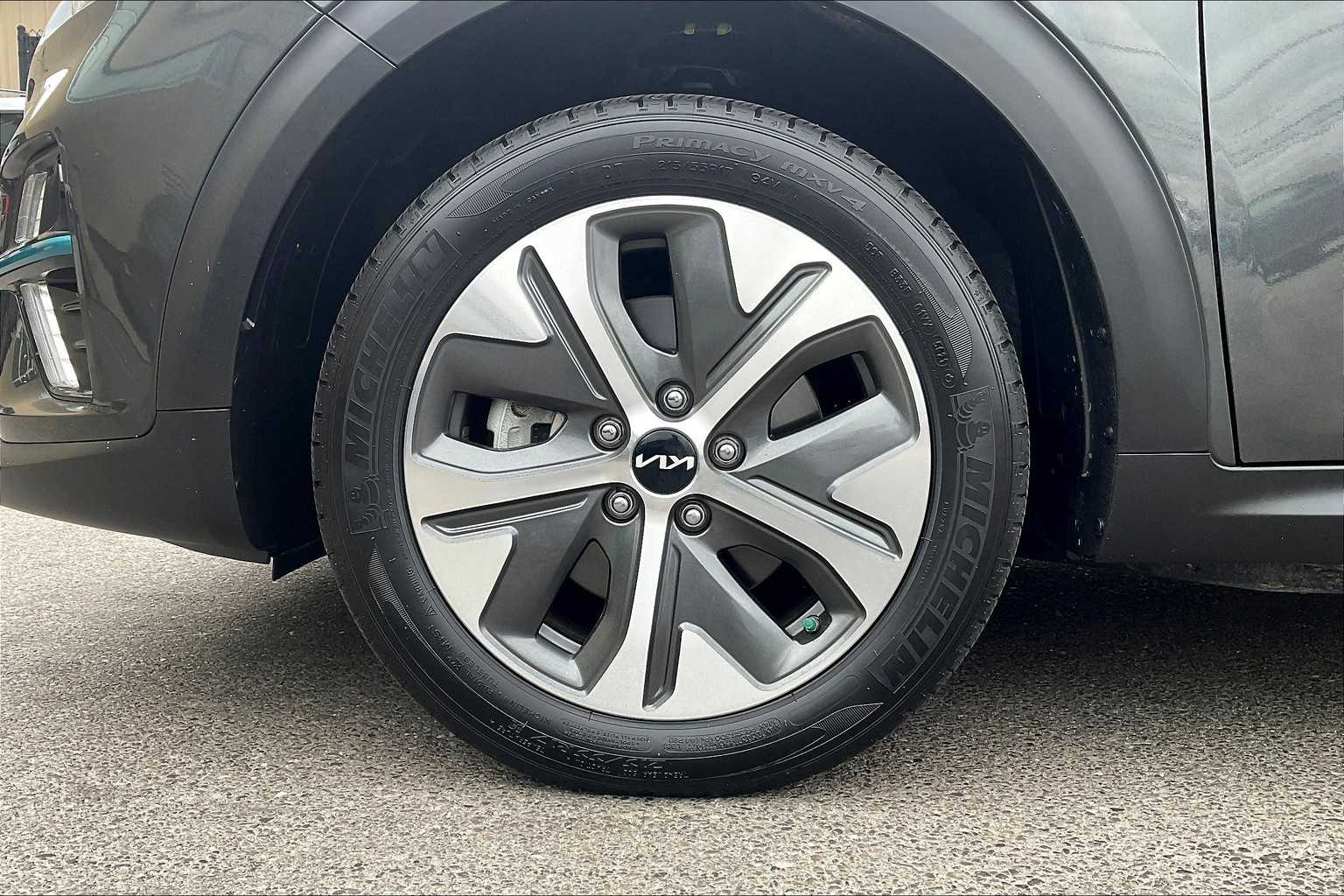 2022 Kia Niro EV EX - Photo 7