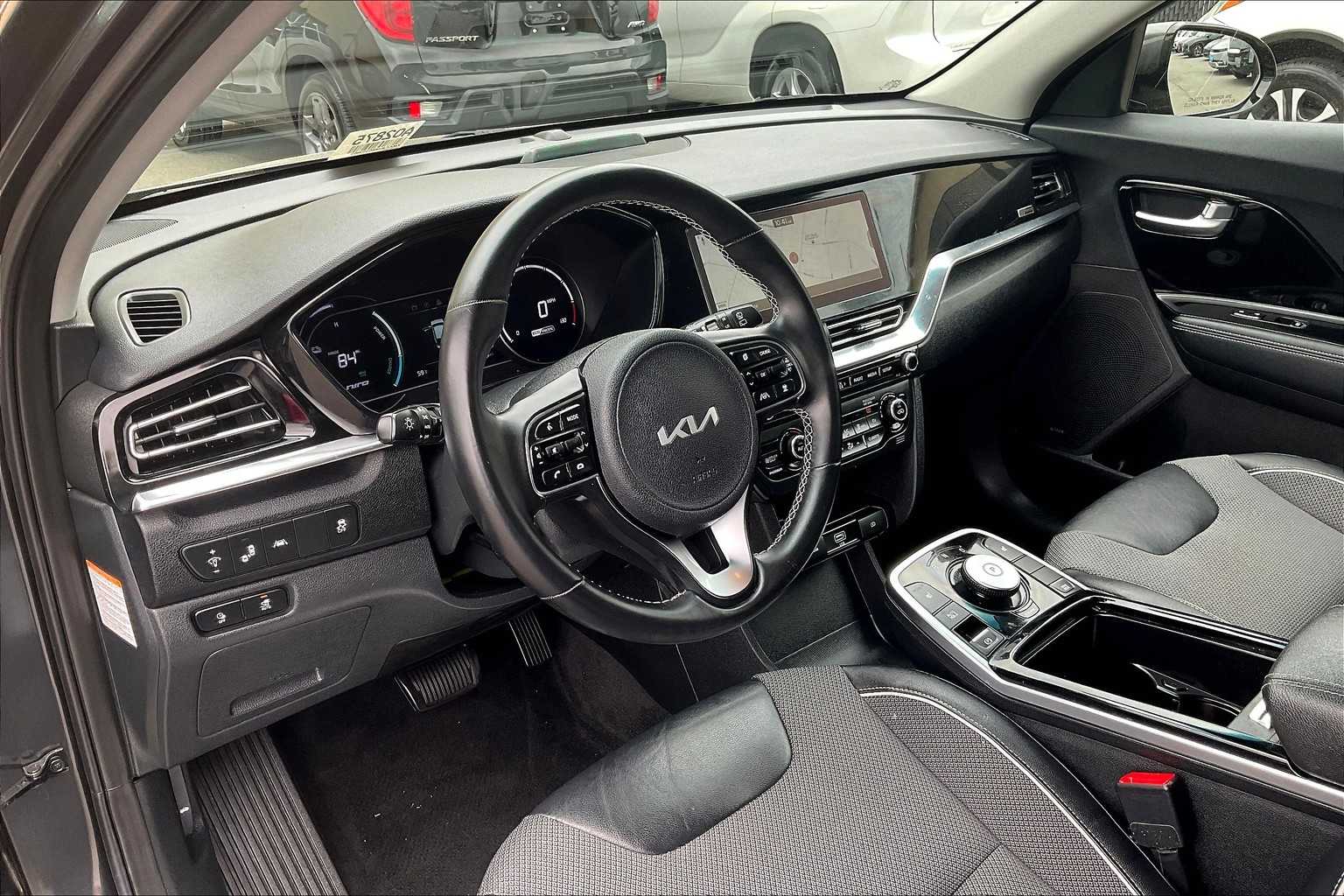 2022 Kia Niro EV EX - Photo 8