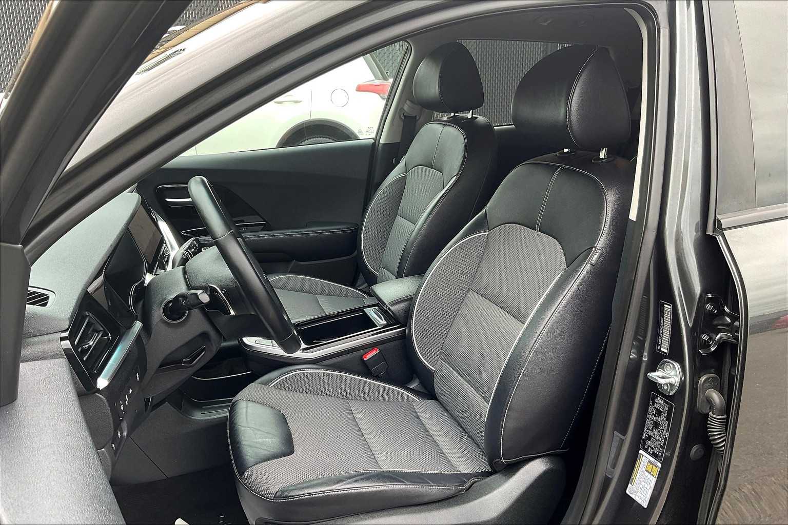 2022 Kia Niro EV EX - Photo 10