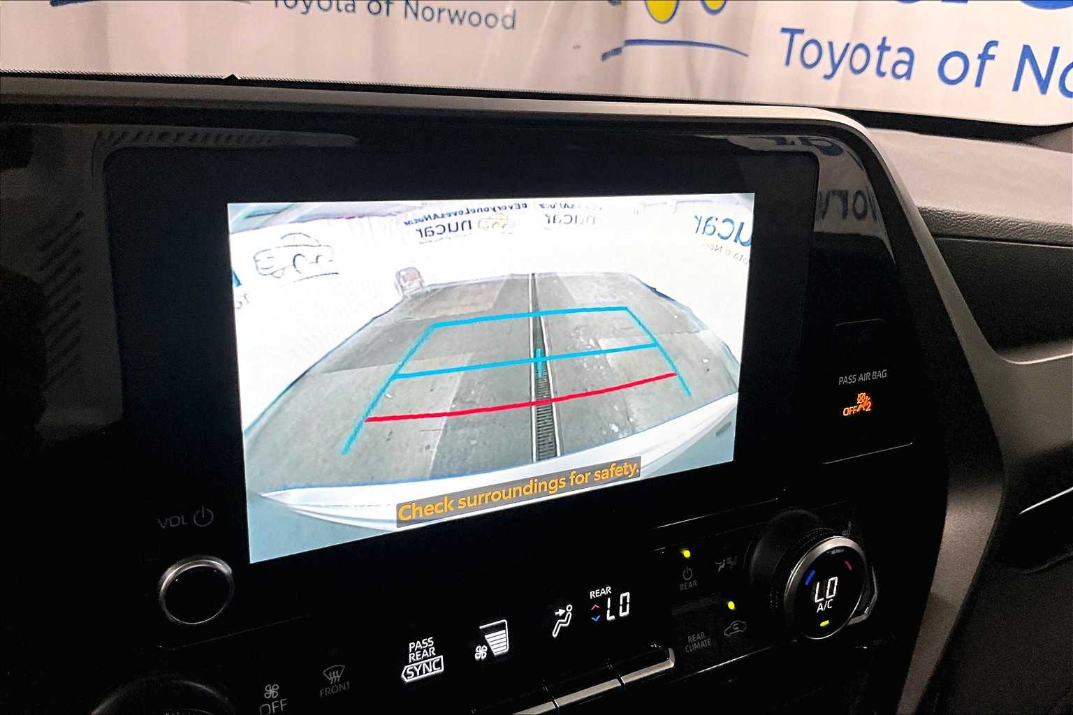 2024 Toyota Highlander XLE - Photo 20