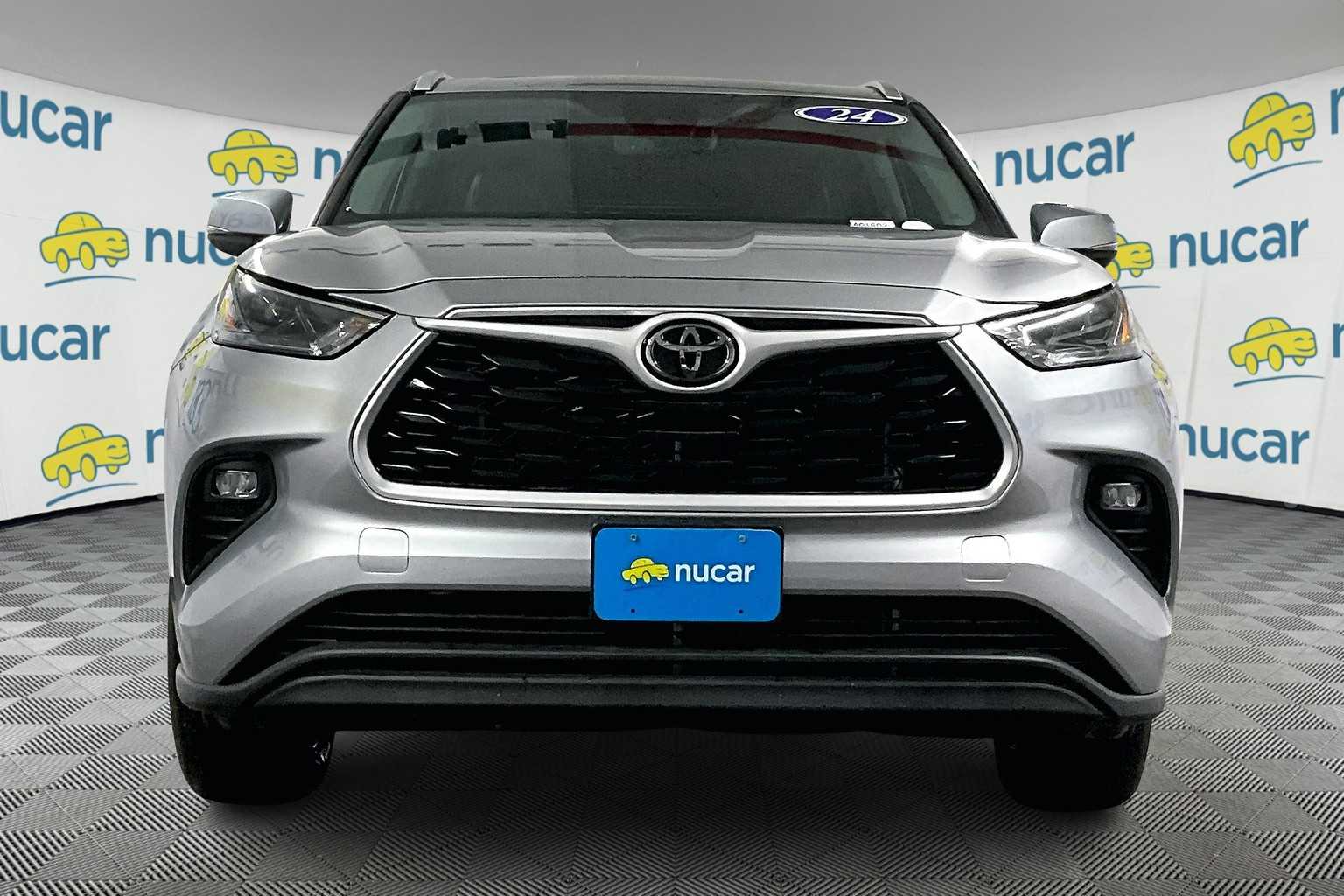 2024 Toyota Highlander XLE - Photo 2
