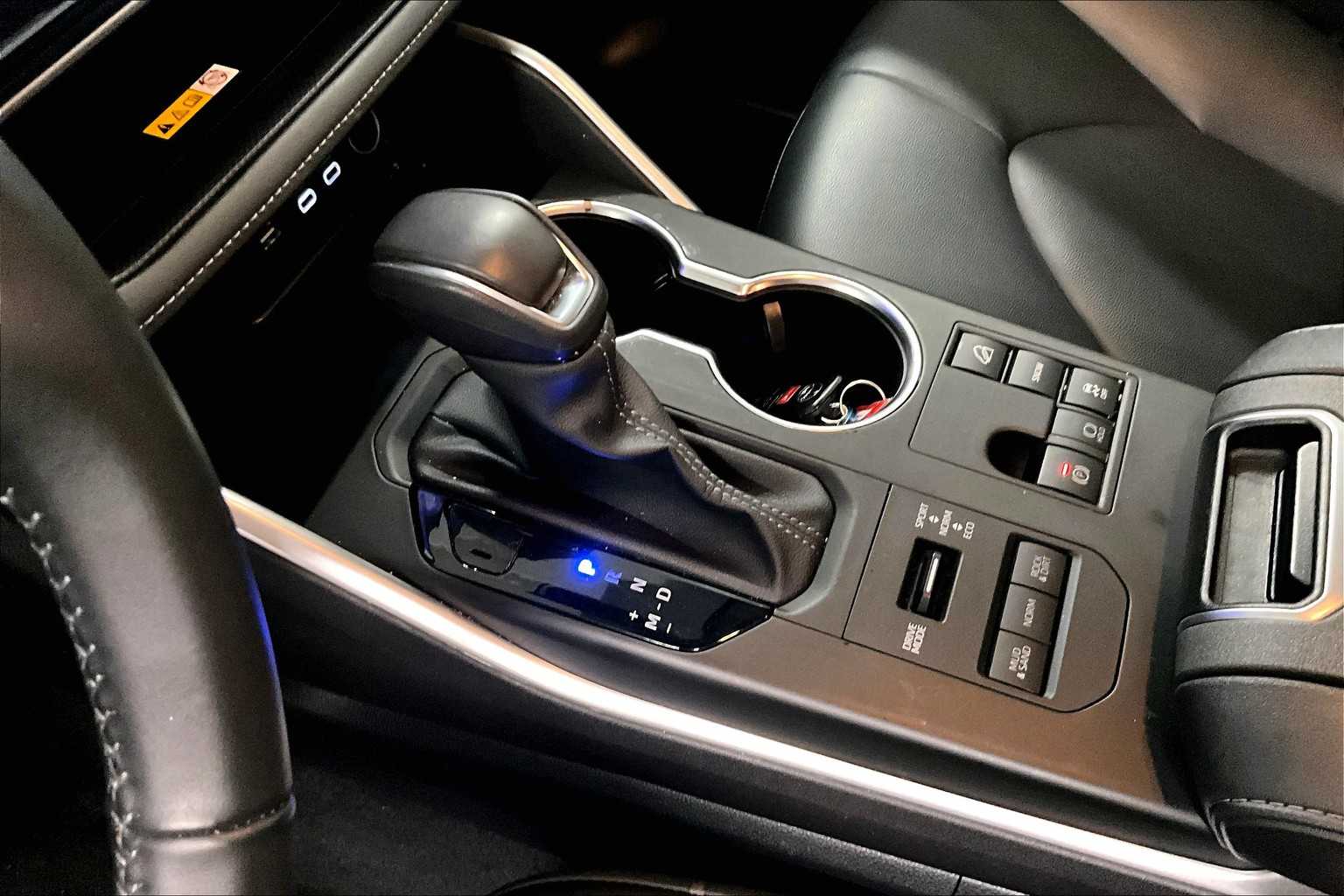 2024 Toyota Highlander XLE - Photo 21