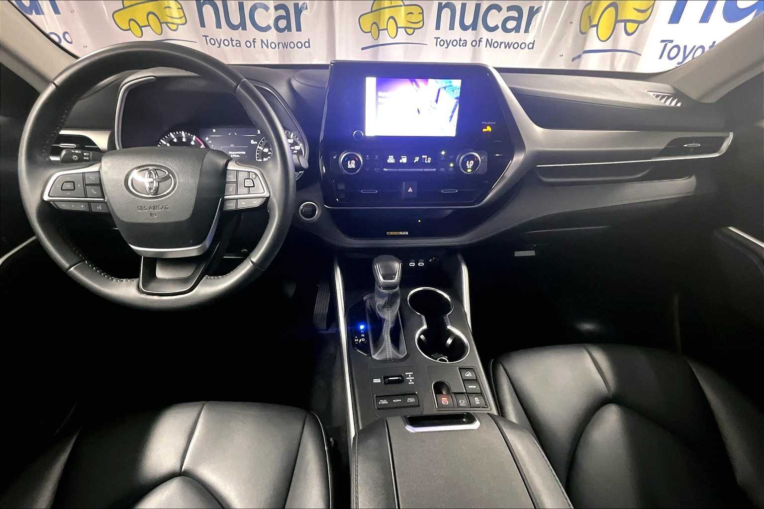 2024 Toyota Highlander XLE - Photo 22