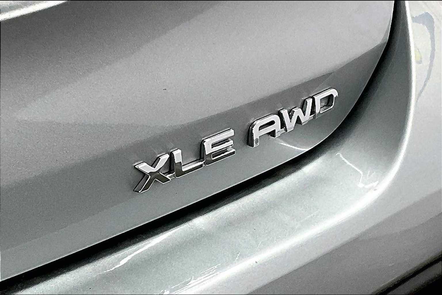 2024 Toyota Highlander XLE - Photo 30