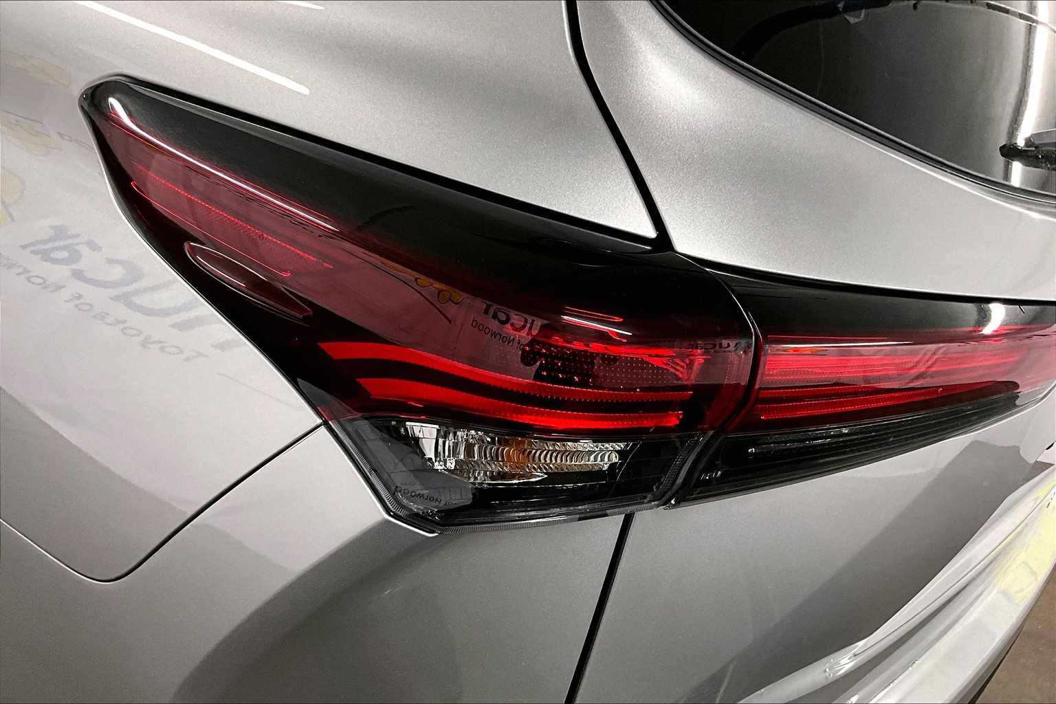 2024 Toyota Highlander XLE - Photo 35