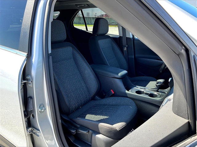 2022 Chevrolet Equinox LT - Photo 11