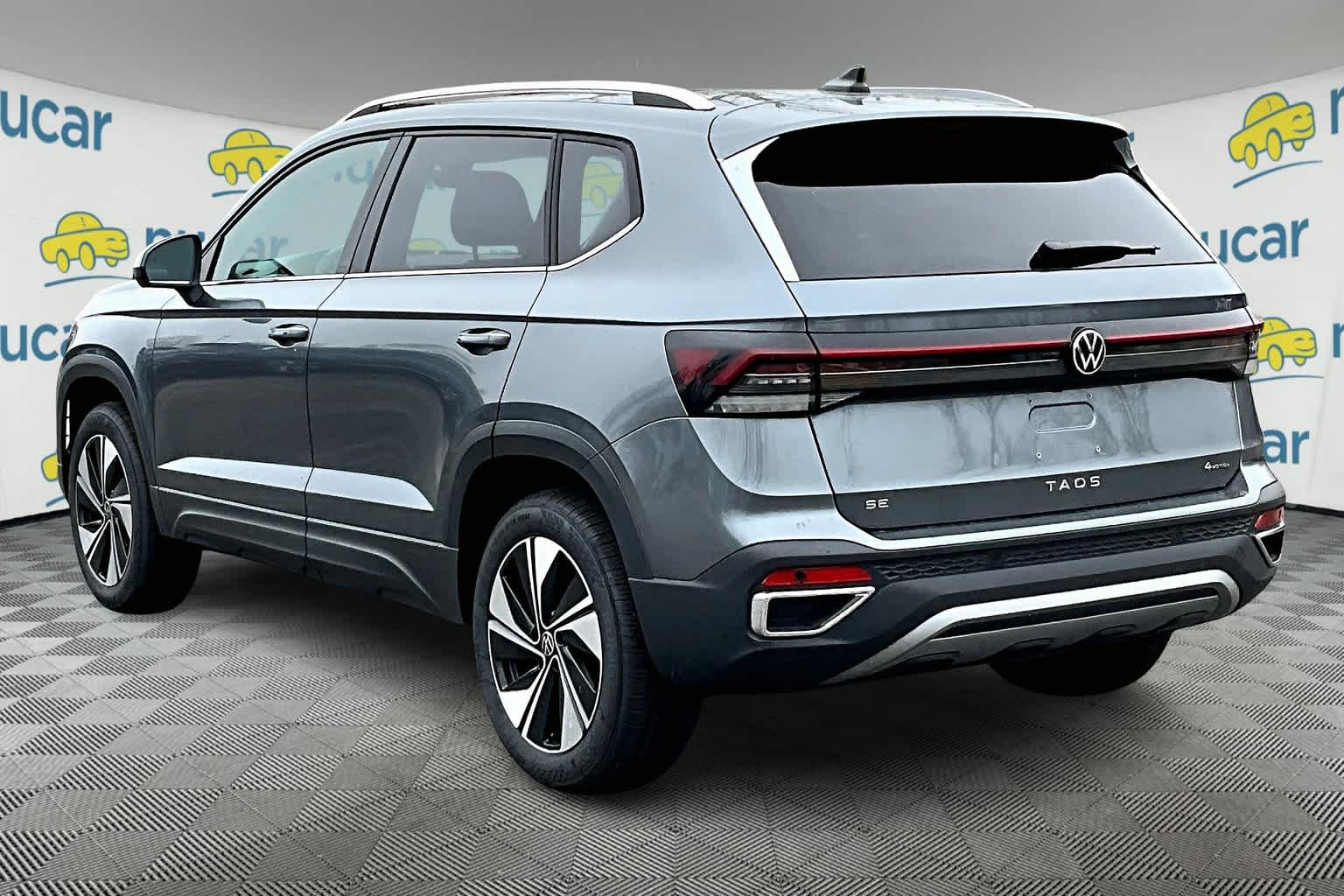 2025 Volkswagen Taos SE - Photo 5