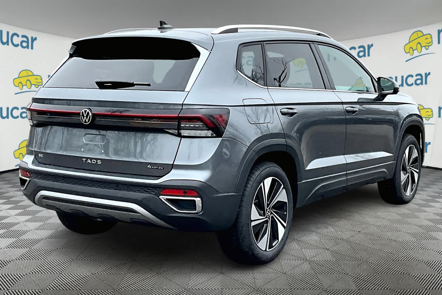 2025 Volkswagen Taos SE - Photo 7