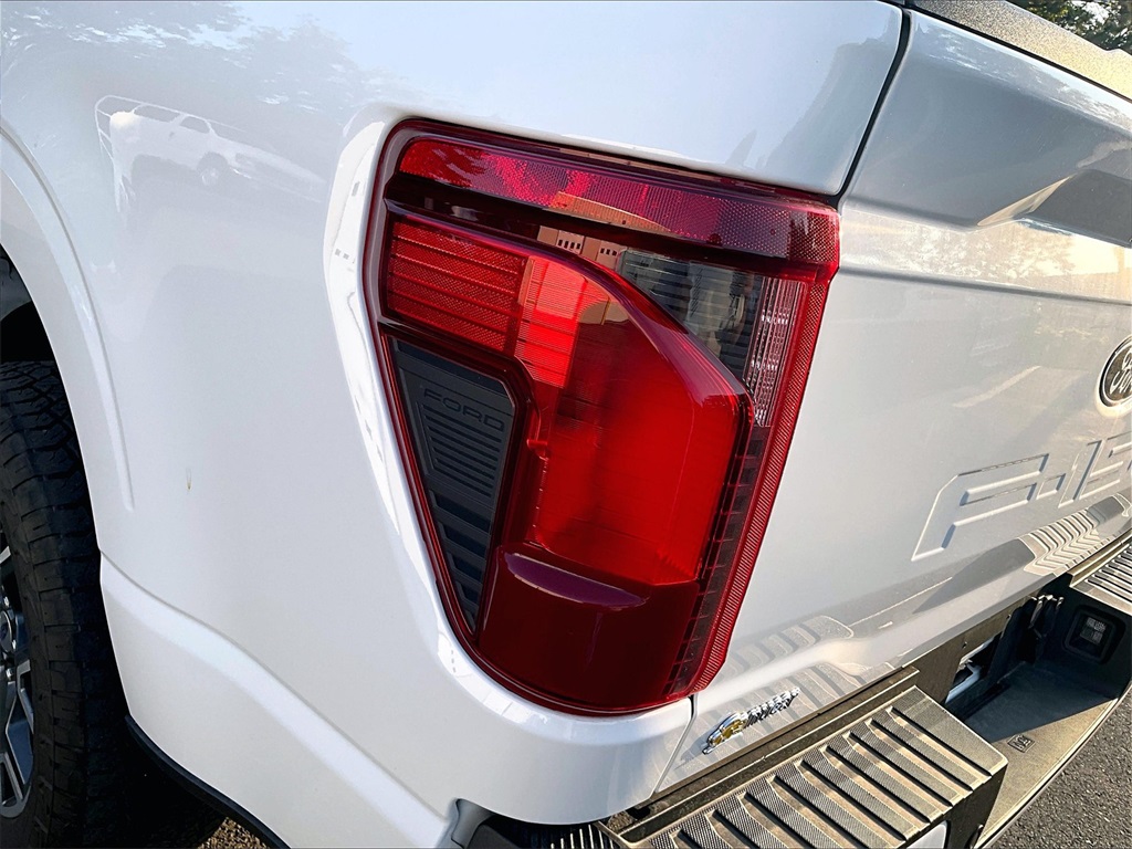 2024 Ford F-150 STX - Photo 32