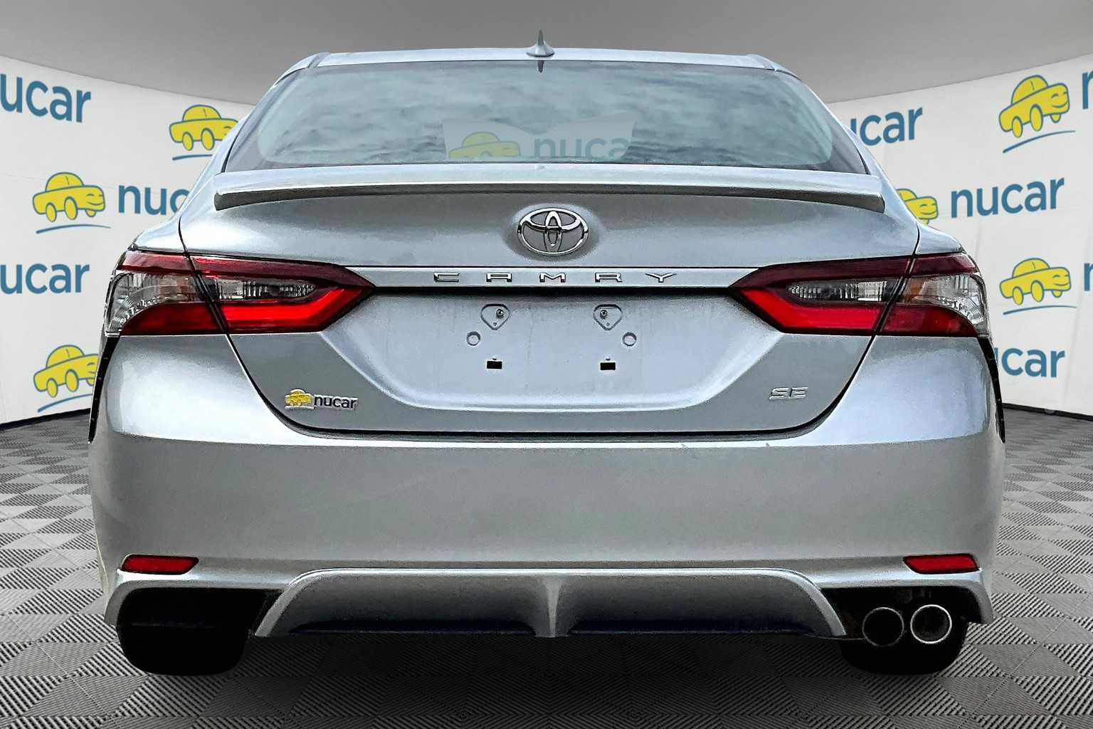 2023 Toyota Camry SE - Photo 5