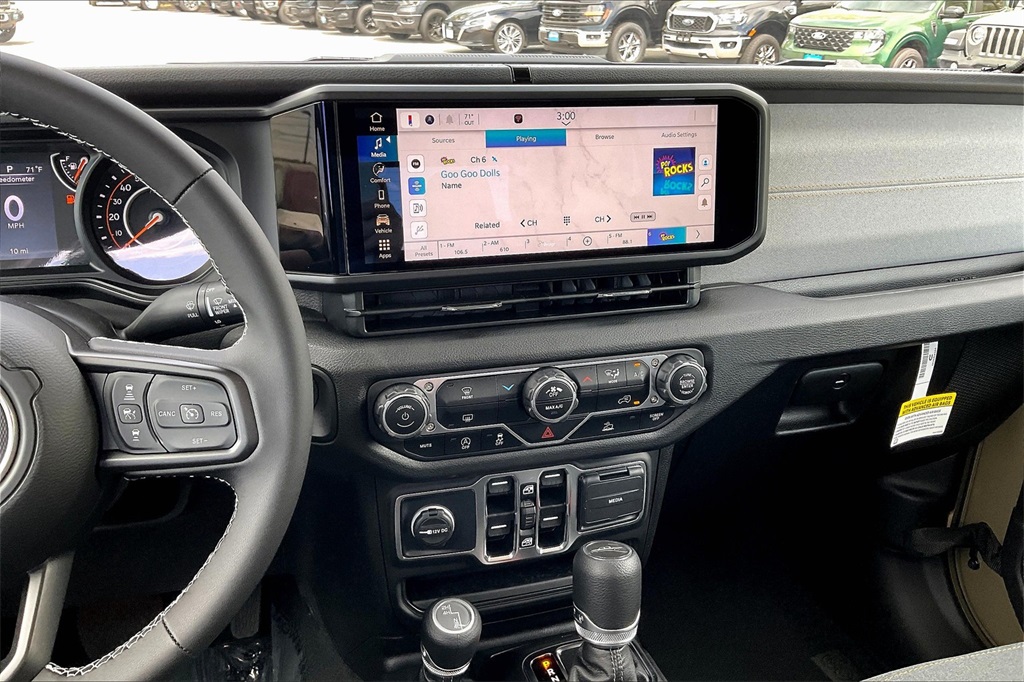 2025 Jeep Gladiator Sport - Photo 13