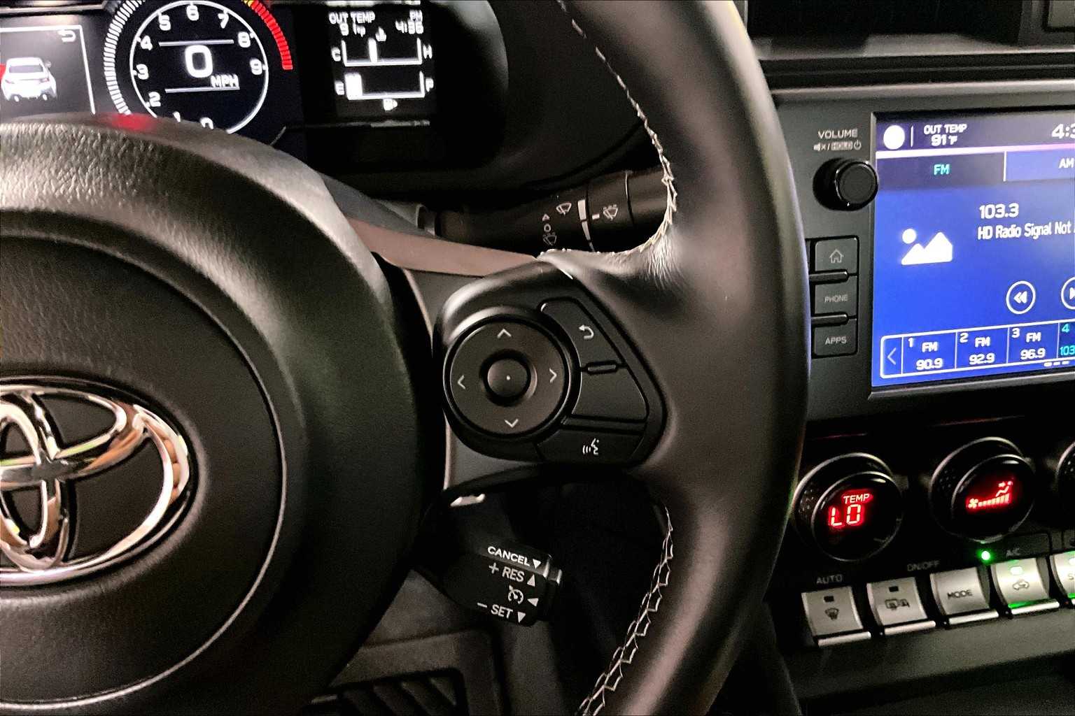 2023 Toyota GR86 Premium - Photo 23
