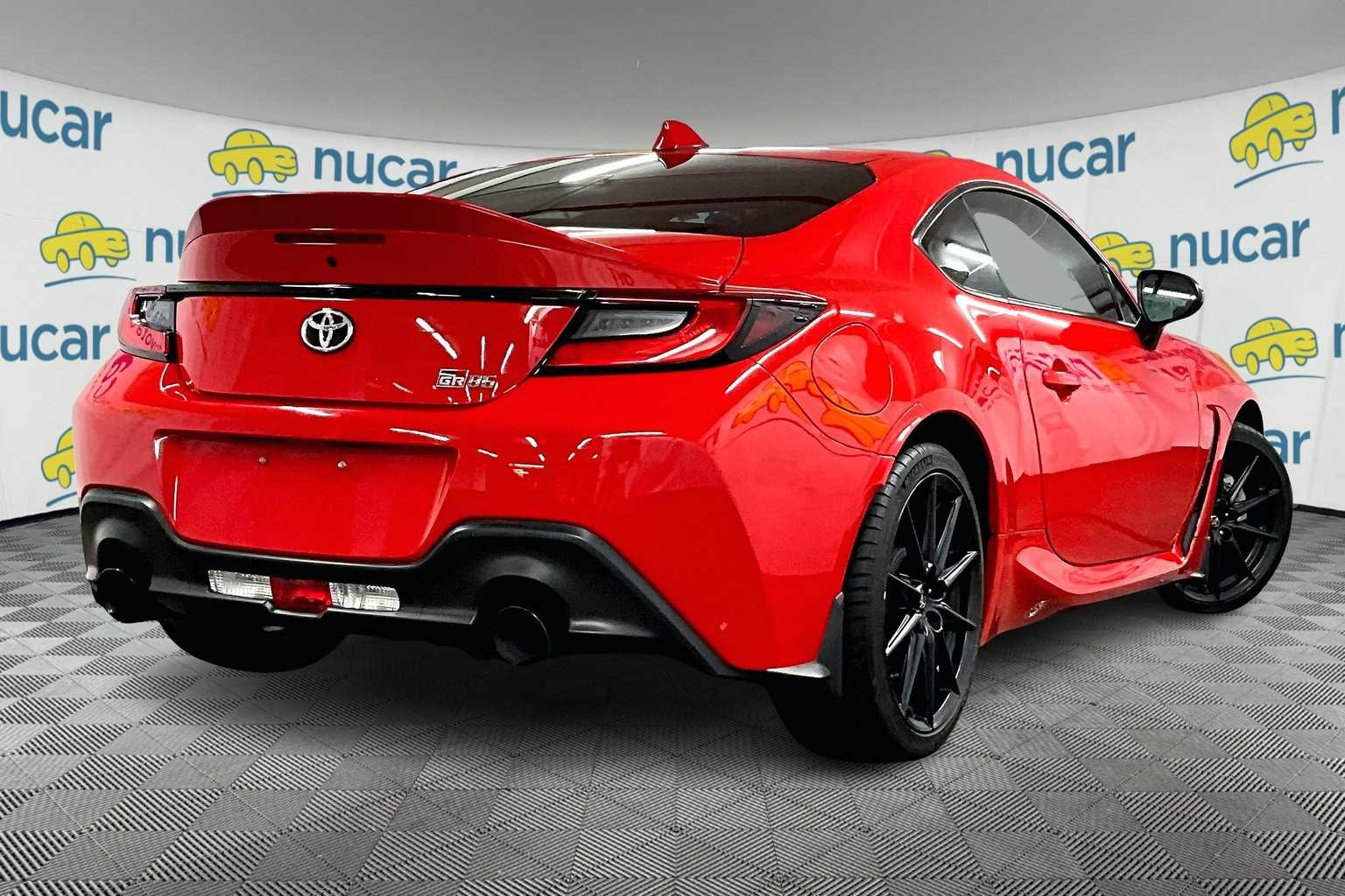 2023 Toyota GR86 Premium - Photo 6