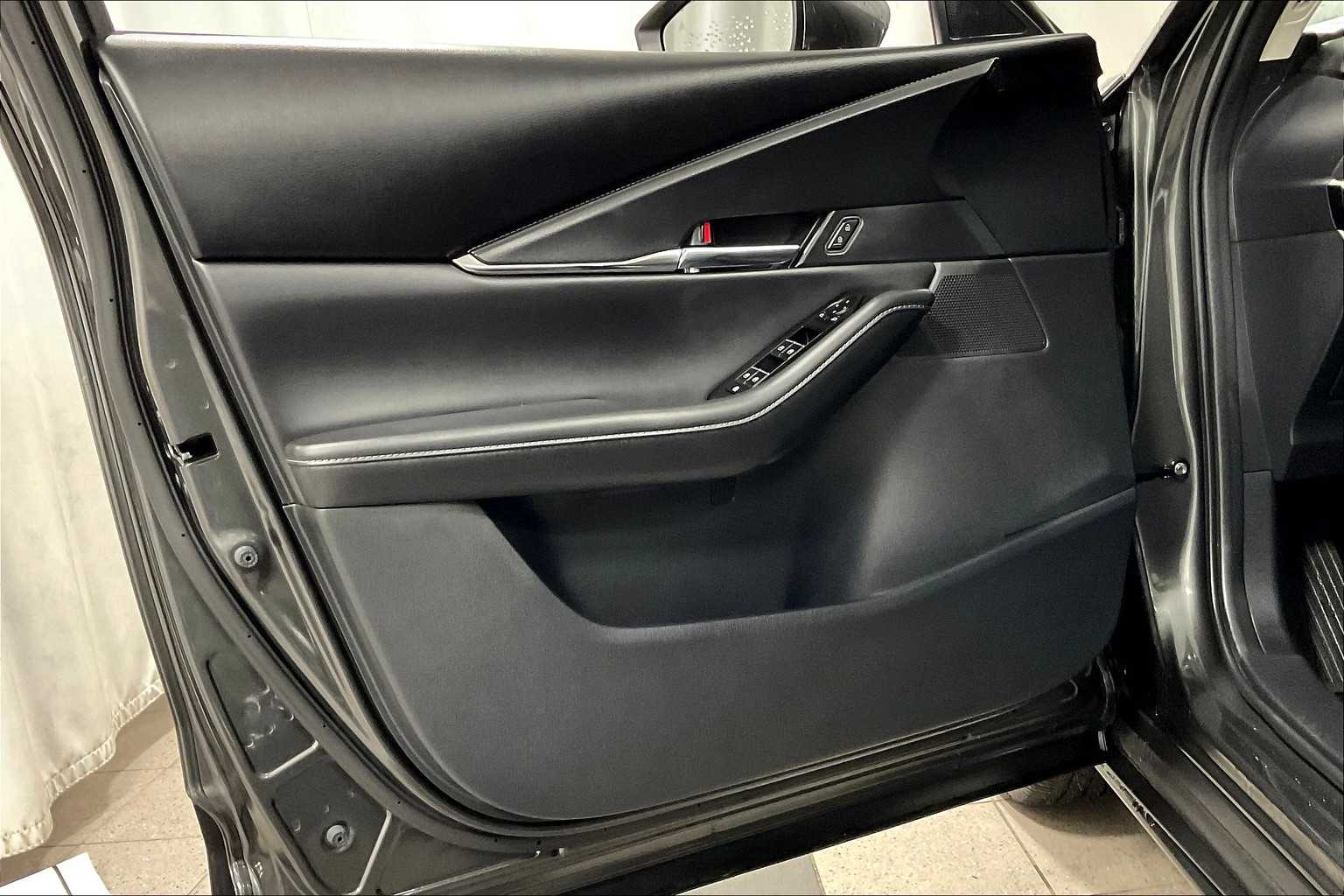 2023 Mazda CX-30 2.5 S Preferred Package - Photo 9