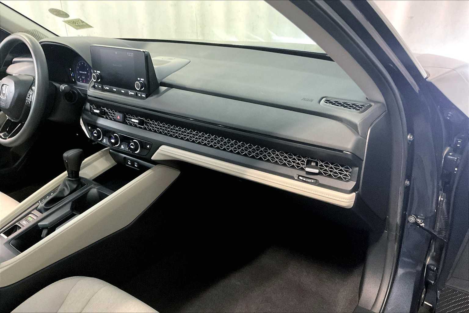 2024 Honda Accord EX - Photo 13