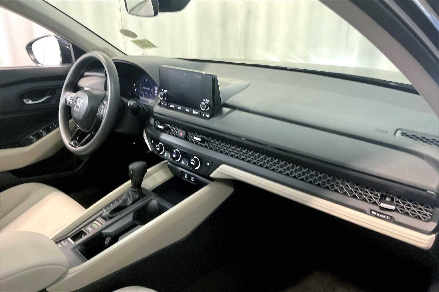2024 Honda Accord EX - Photo 14