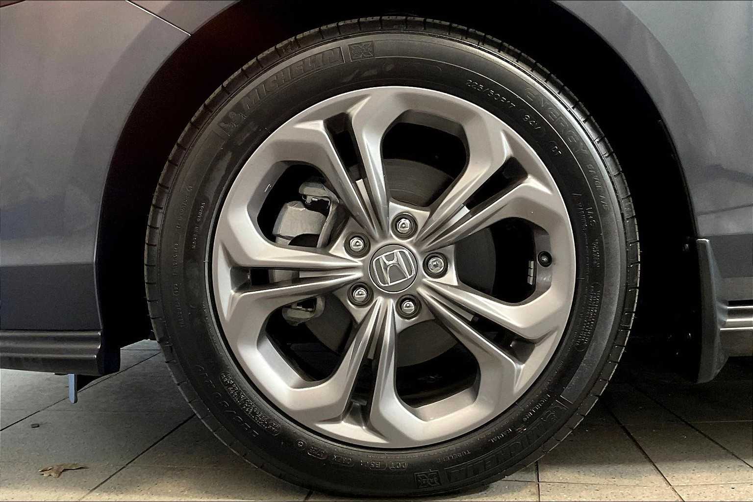 2024 Honda Accord EX - Photo 7