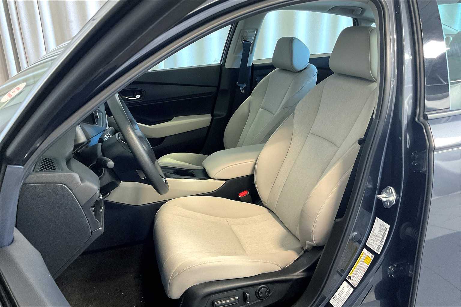 2024 Honda Accord EX - Photo 10