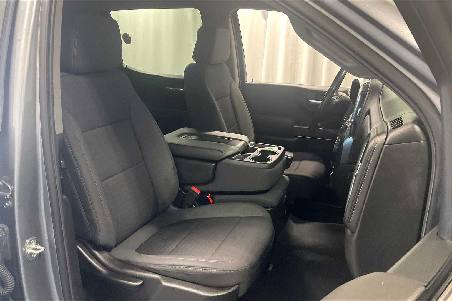 2022 Chevrolet Silverado 1500 LTD LT - Photo 11