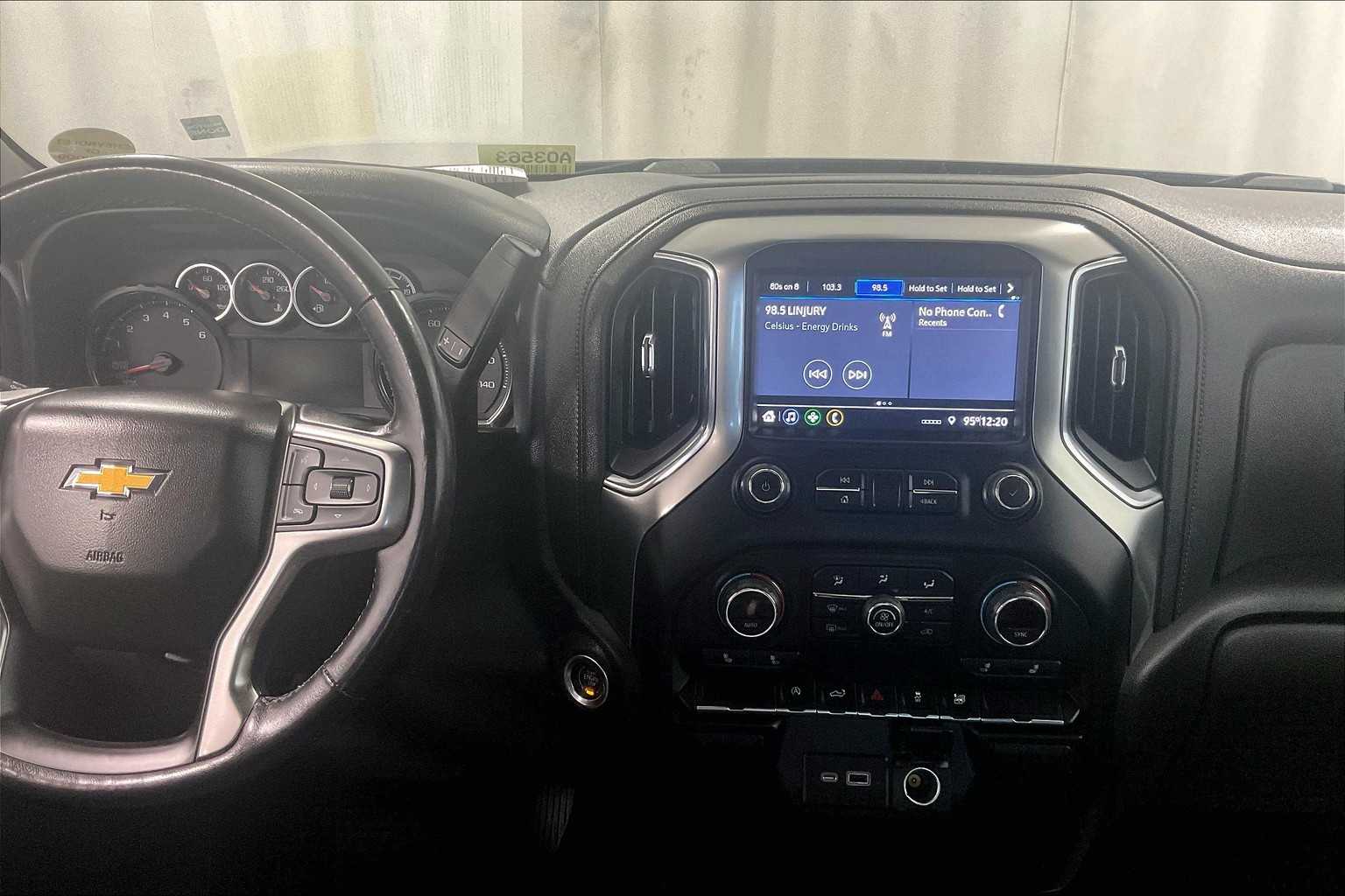 2022 Chevrolet Silverado 1500 LTD LT - Photo 18