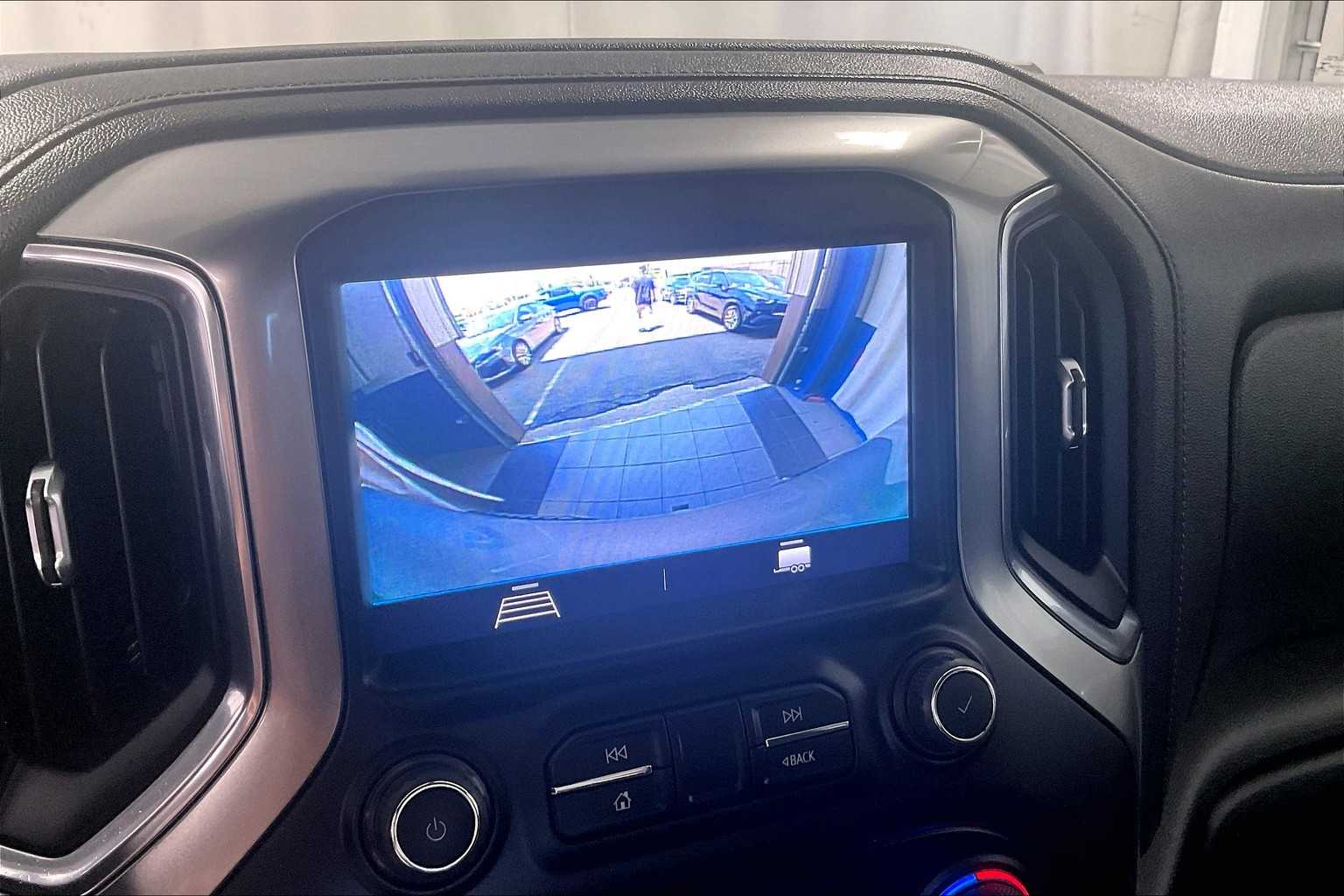 2022 Chevrolet Silverado 1500 LTD LT - Photo 19