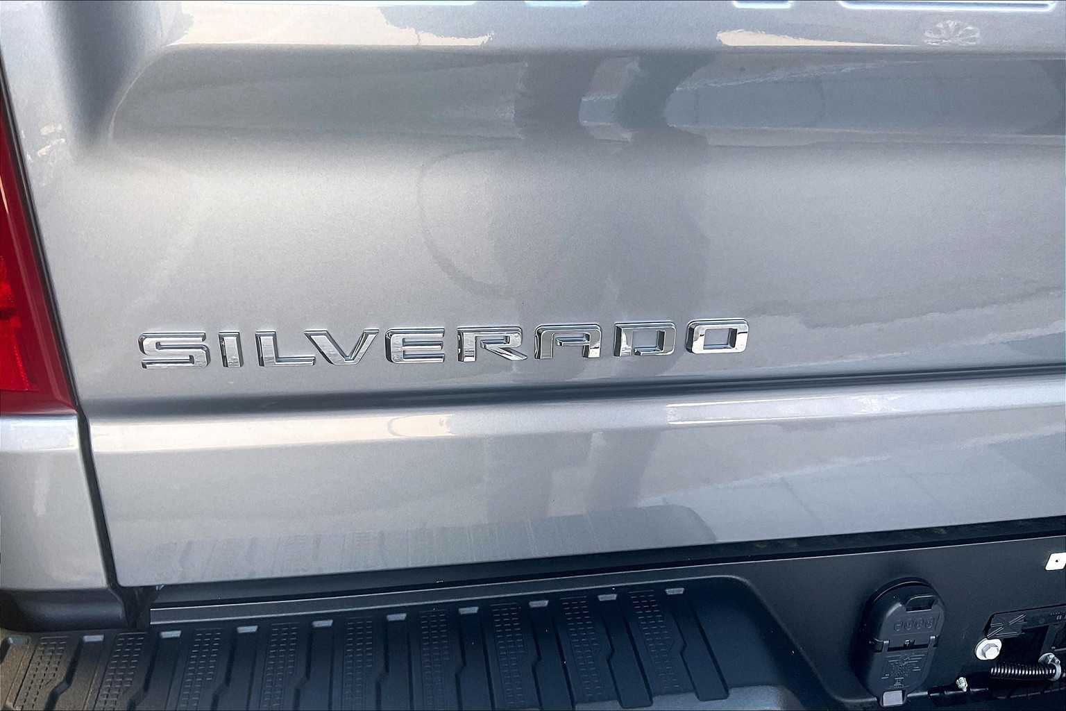 2022 Chevrolet Silverado 1500 LTD LT - Photo 28