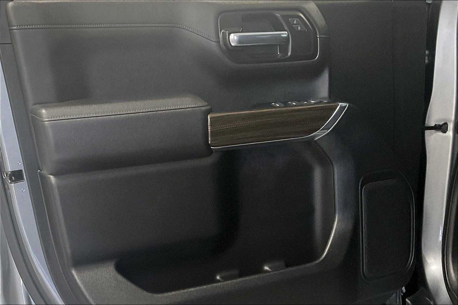 2022 Chevrolet Silverado 1500 LTD LT - Photo 9