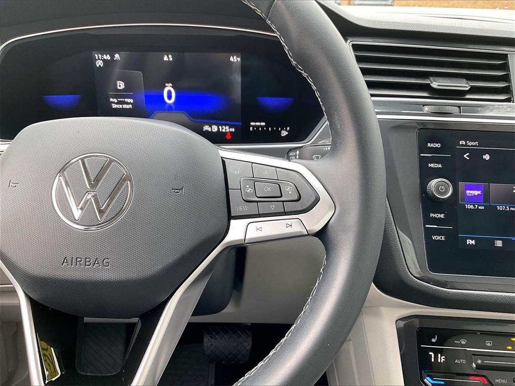 2022 Volkswagen Tiguan 2.0T SE - Photo 23