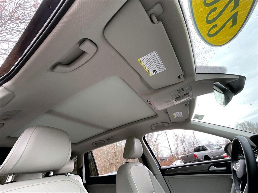 2022 Volkswagen Tiguan 2.0T SE - Photo 7