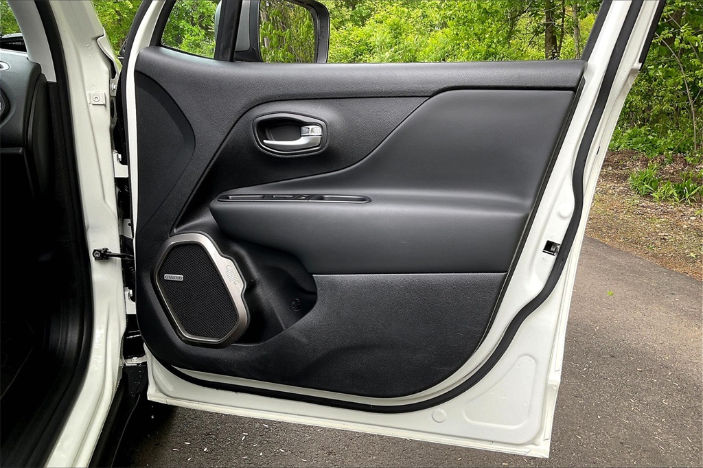 2021 Jeep Renegade Limited - Photo 25