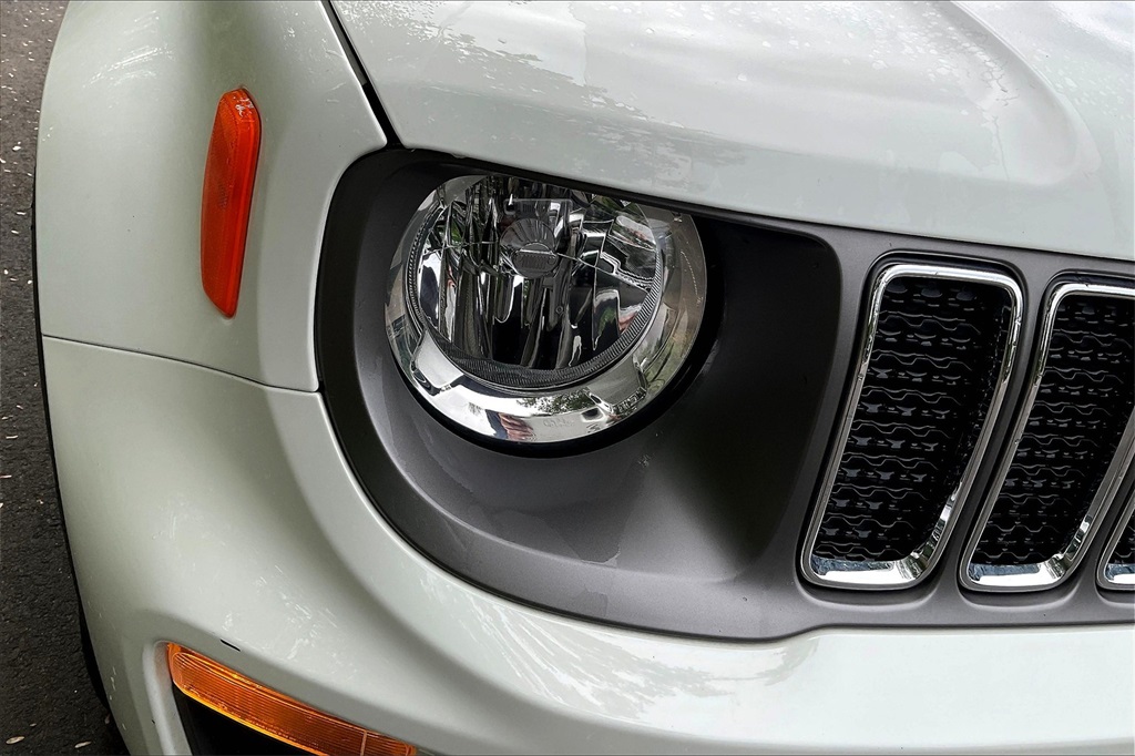 2021 Jeep Renegade Limited - Photo 30