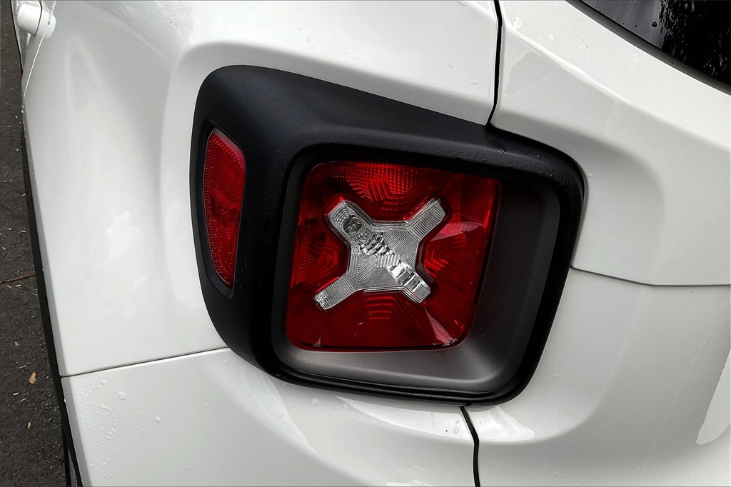 2021 Jeep Renegade Limited - Photo 31