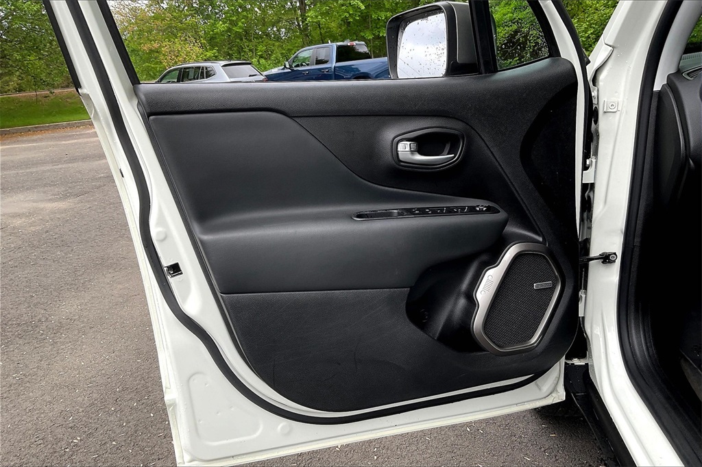 2021 Jeep Renegade Limited - Photo 9
