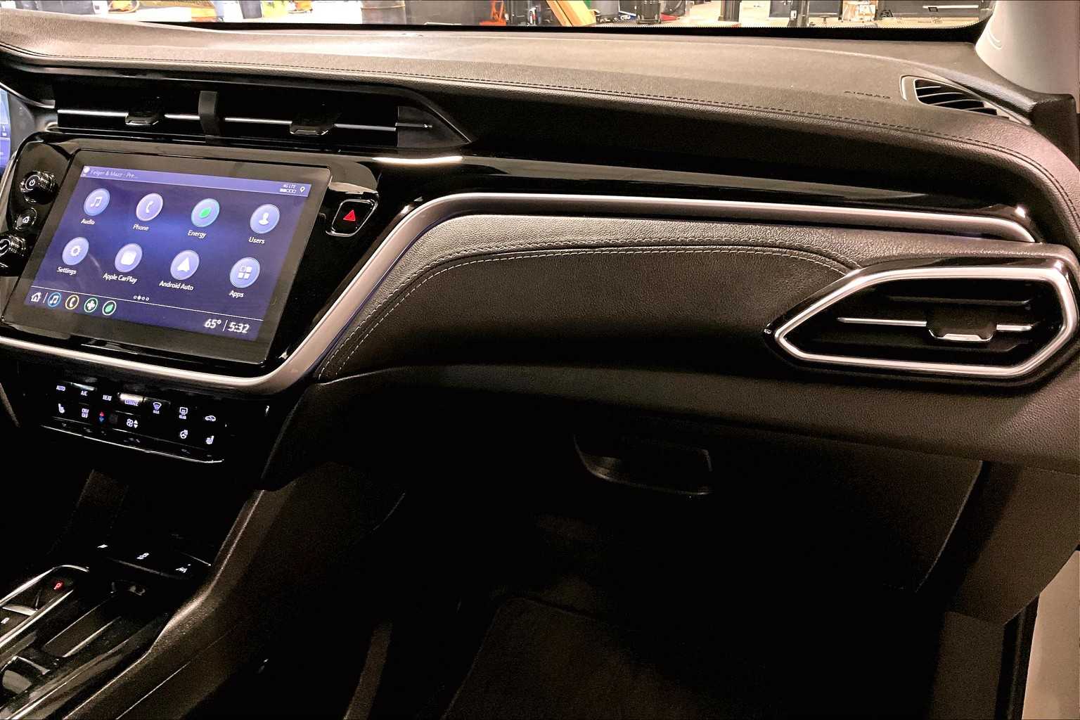 2022 Chevrolet Bolt EUV LT - Photo 13