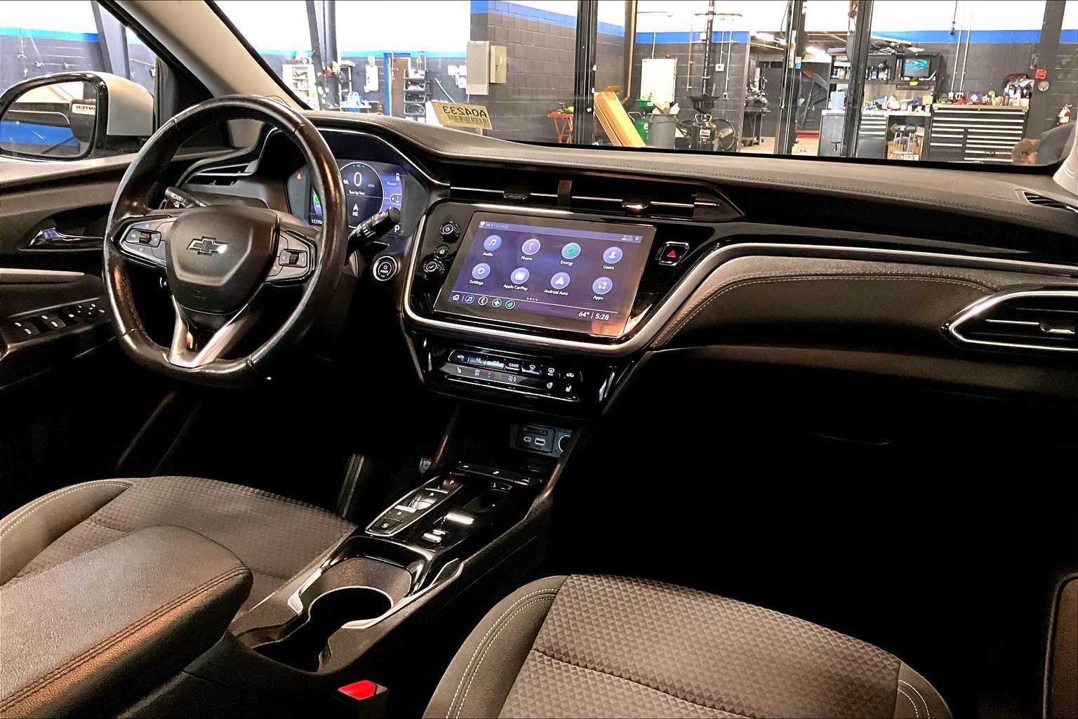 2022 Chevrolet Bolt EUV LT - Photo 14