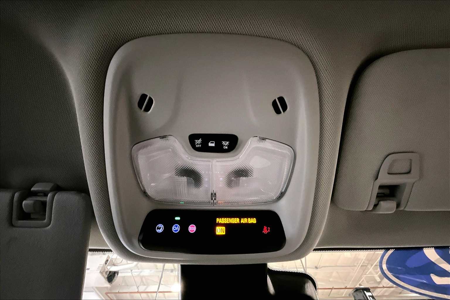 2022 Chevrolet Bolt EUV LT - Photo 22