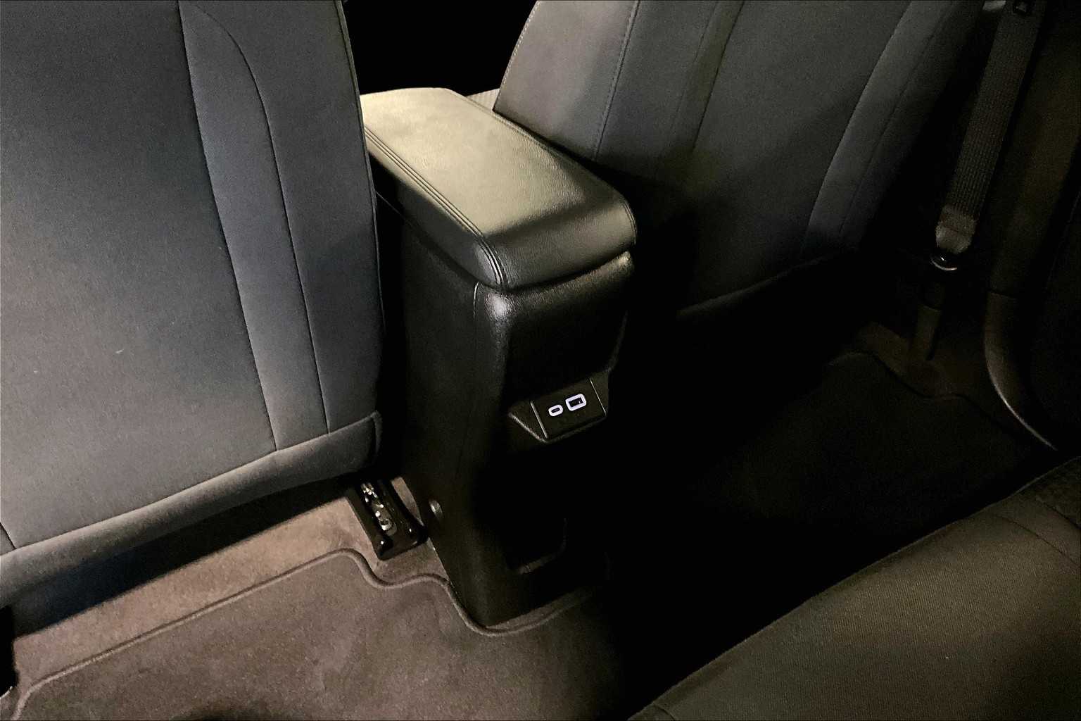 2022 Chevrolet Bolt EUV LT - Photo 28