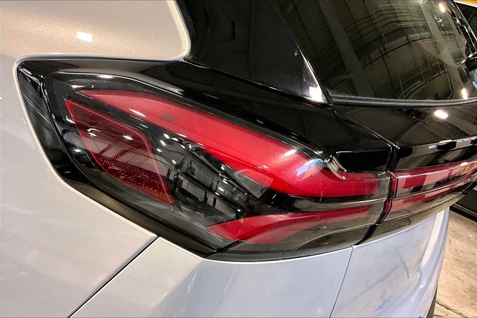 2022 Chevrolet Bolt EUV LT - Photo 34