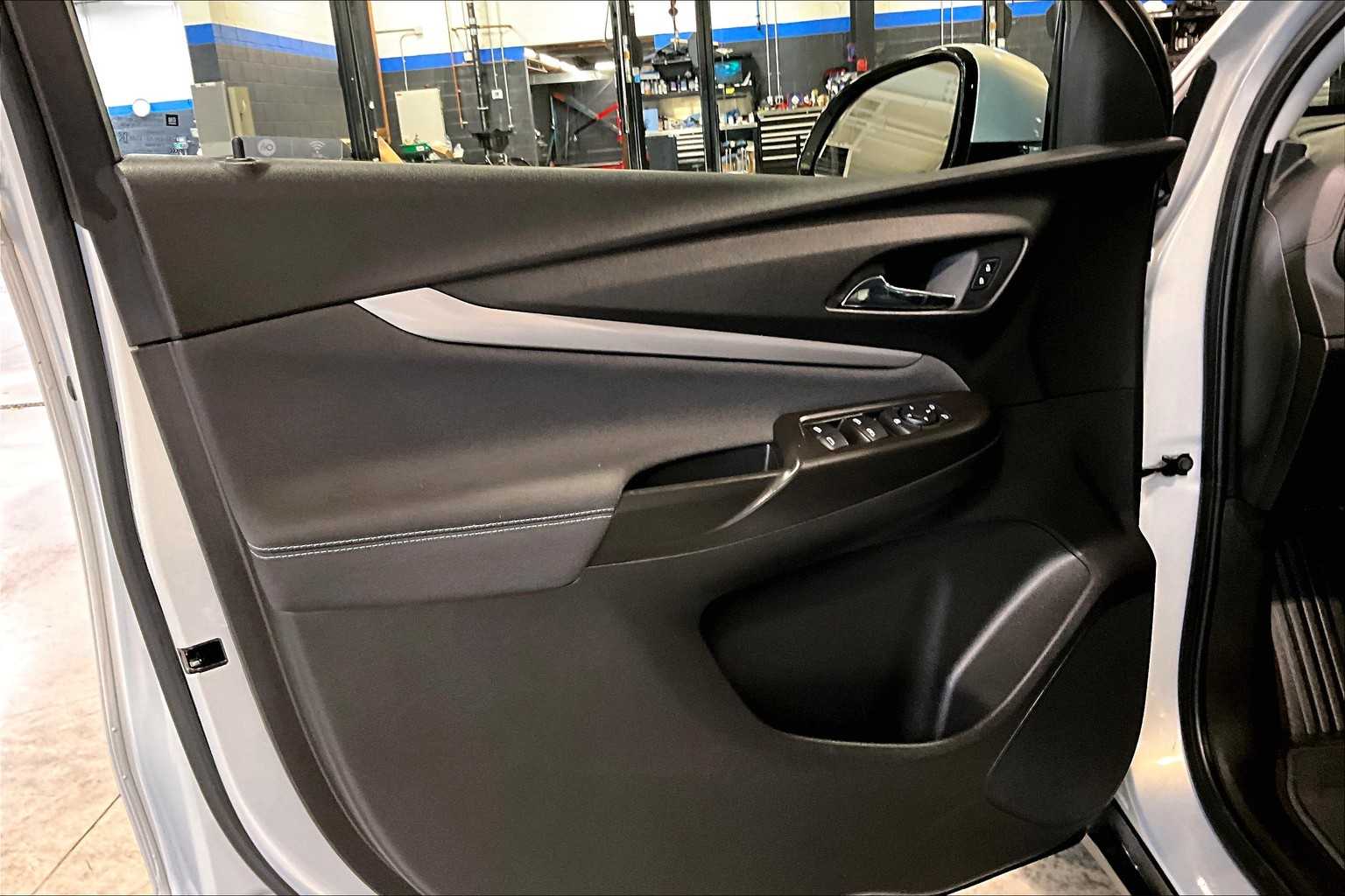 2022 Chevrolet Bolt EUV LT - Photo 9