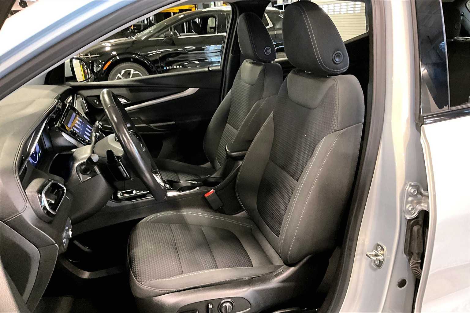 2022 Chevrolet Bolt EUV LT - Photo 10