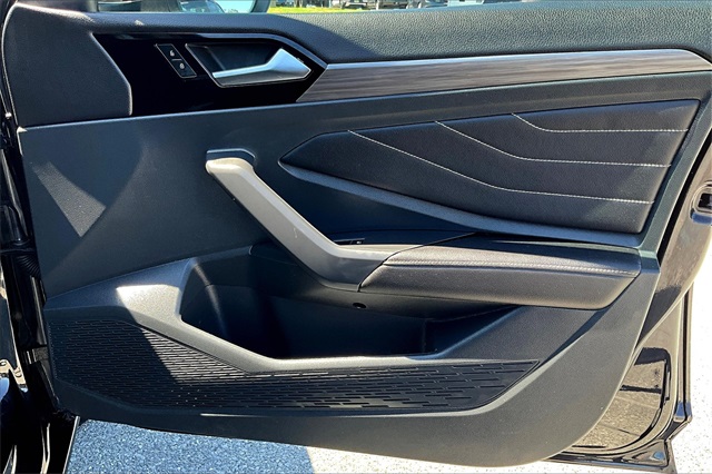 2023 Volkswagen Jetta 1.5T SEL - Photo 12