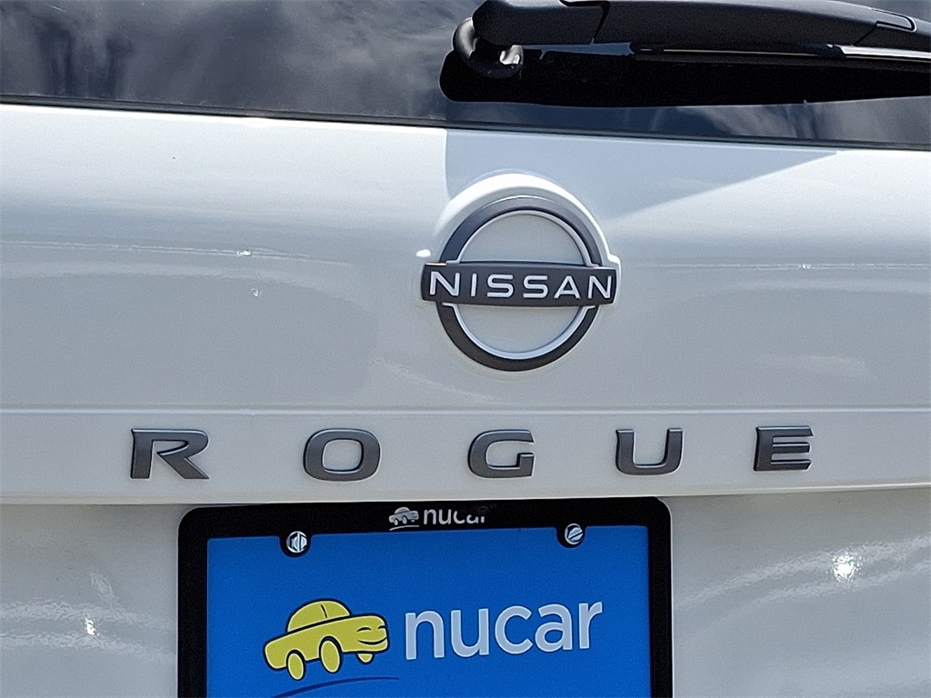 2025 Nissan Rogue S - Photo 20