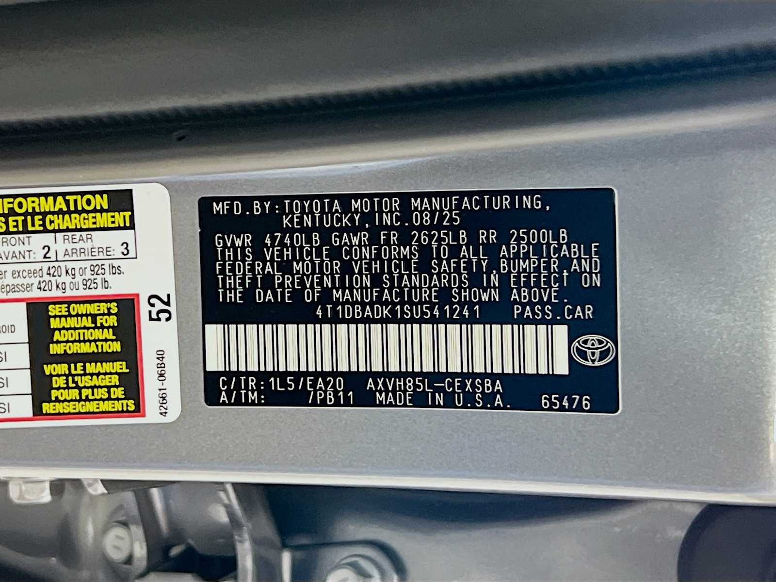 2025 Toyota Camry SE - Photo 20