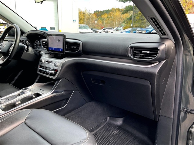 2022 Ford Explorer XLT - Photo 17