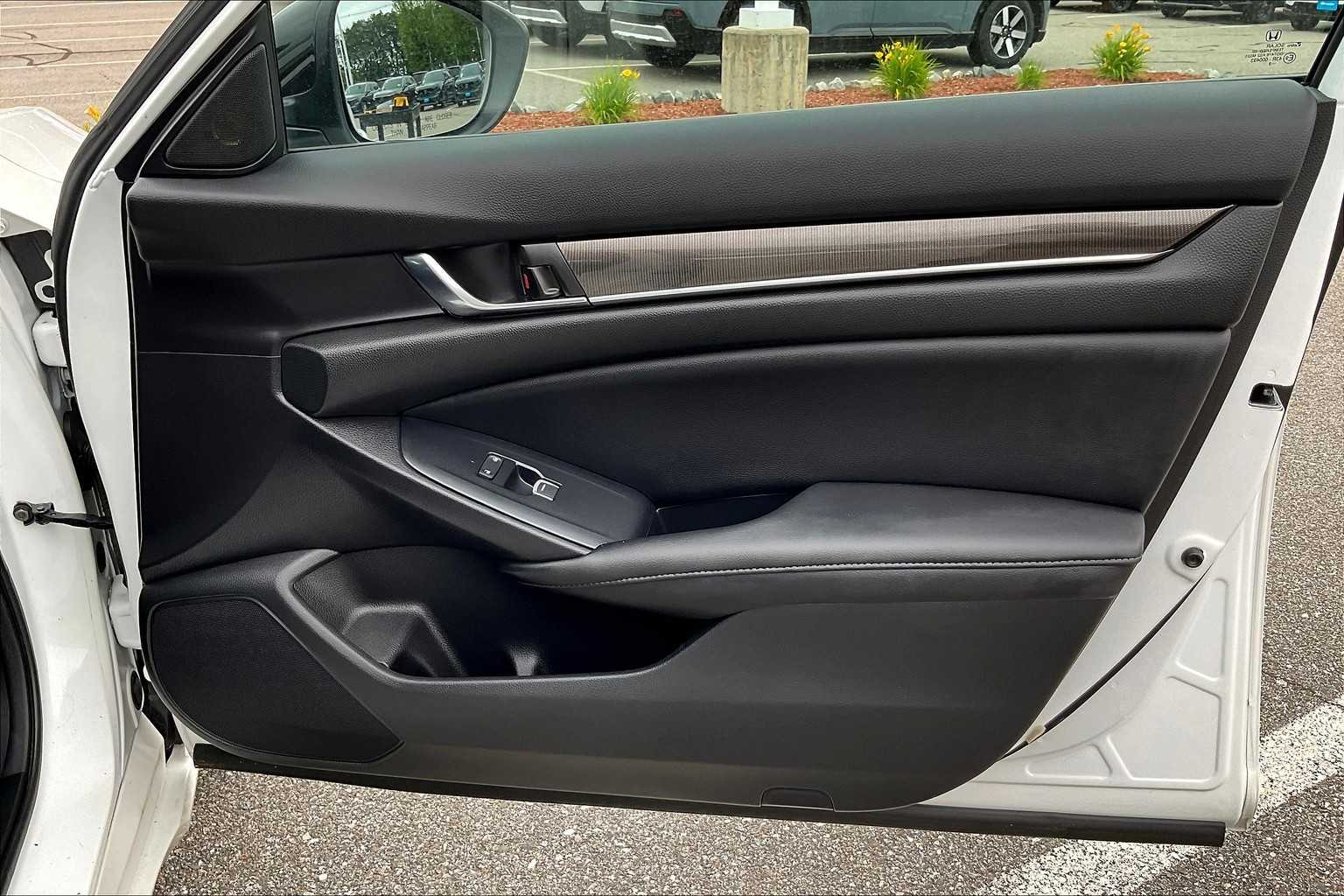 2022 Honda Accord Sport SE - Photo 12