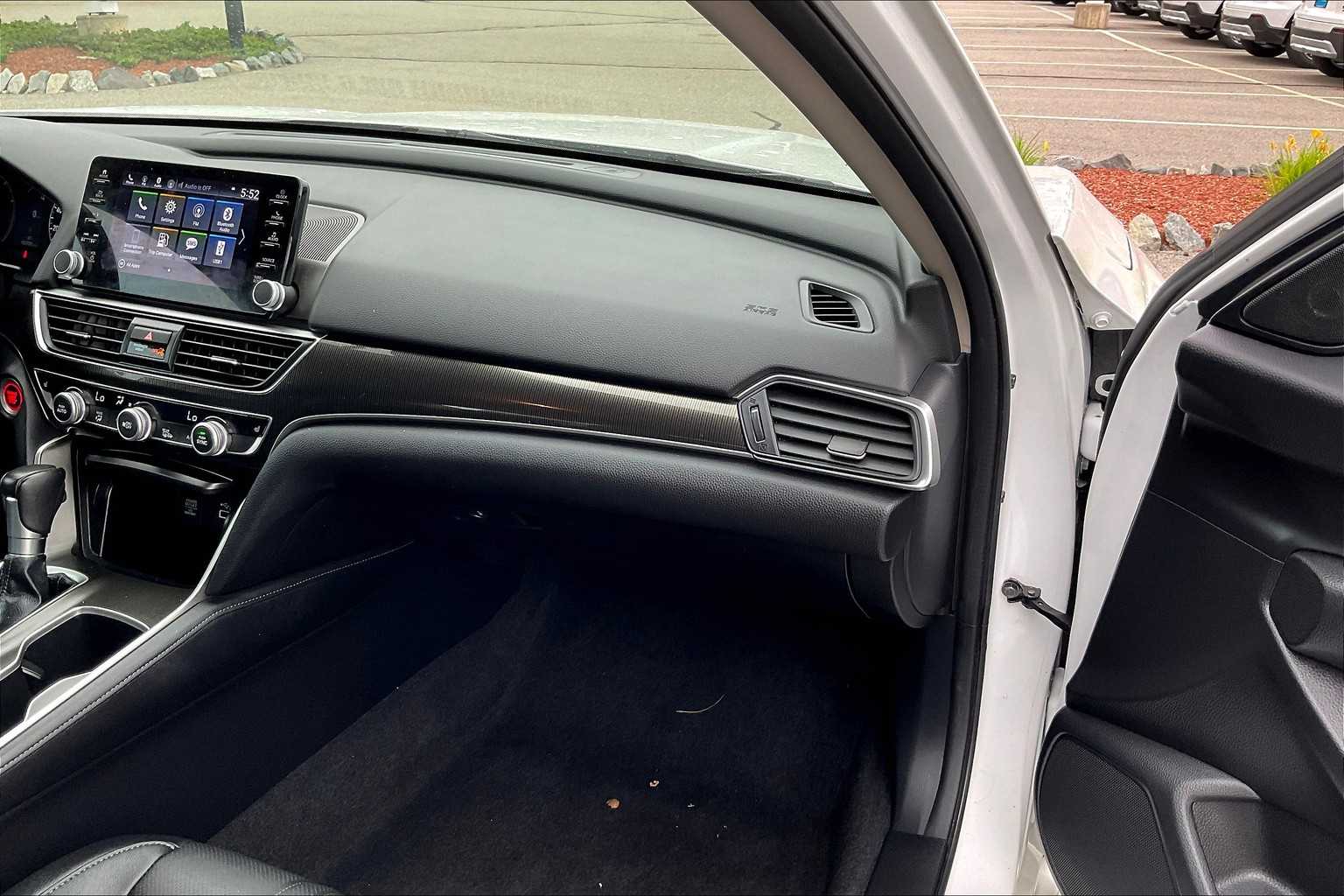 2022 Honda Accord Sport SE - Photo 13